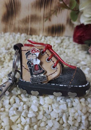 Schlüsselanhänger Wanderschuhe-Schuhe