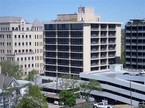 Travis County Executive Office Building Renovation | Kiewit Corporation