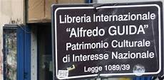 libreria alba napoli libreria guida a napoli svendita libri per il fallimento libreria alba napoli libreria guida a napoli svendita libri per il fallimento