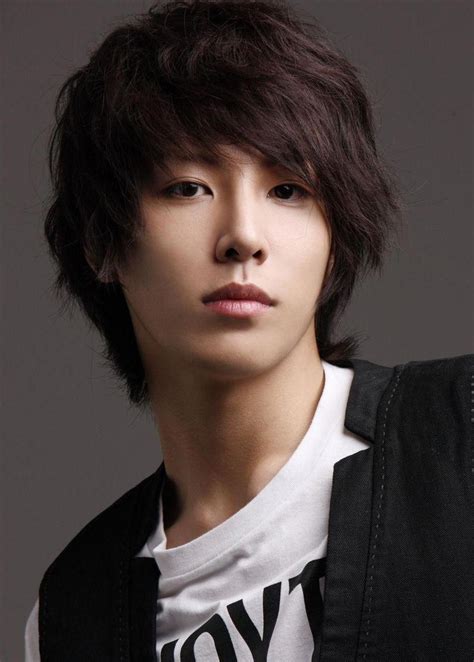 Cool Asian Hairstyles: Trends & Inspiration