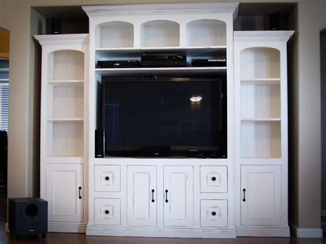 White Wood Entertainment Unit