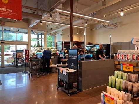 METROPOLITAN MARKET KIRKLAND - Kirkland WA - Hours, Directions, Reviews ...
