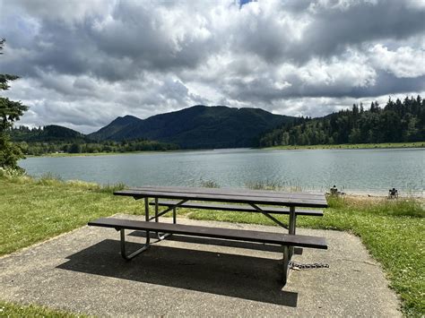 Alder Lake Park - Visit Rainier