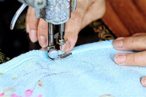 Hand Tailoring Machine 的图像结果