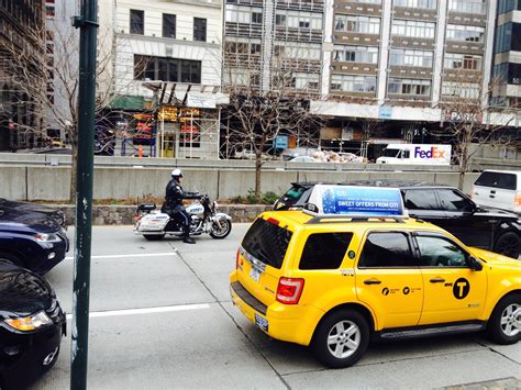 Police Unity Tour 的图像结果