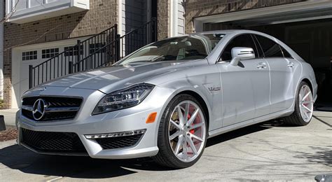 She cleans up nicely. | Scrolller