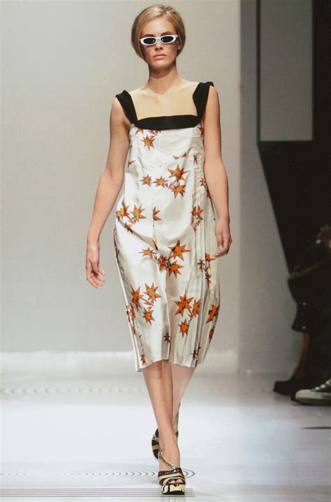 Spring Summer 2006 Fashion Show | Miu Miu