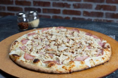 Deliciously Authentic Pizza | Broken Arrow | Old World Pizza