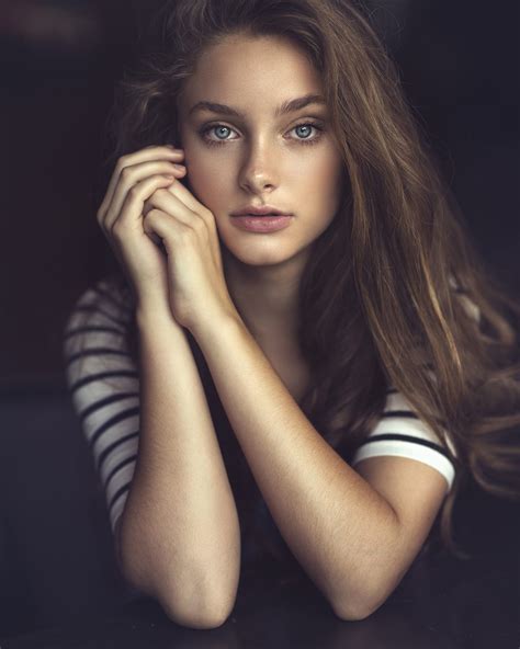 Communication Portrait 的图像结果