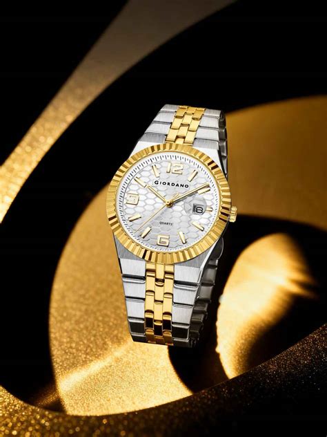 GIORDANO Analog Watch for Men with Honeycomb Dial, Fluted Bezel ...
