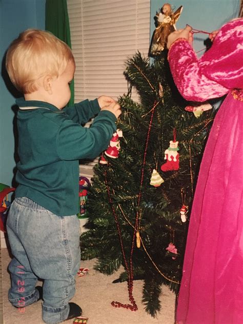 Strong Family Traditions Examples: Fun Tips For Your Family - Six Star ...