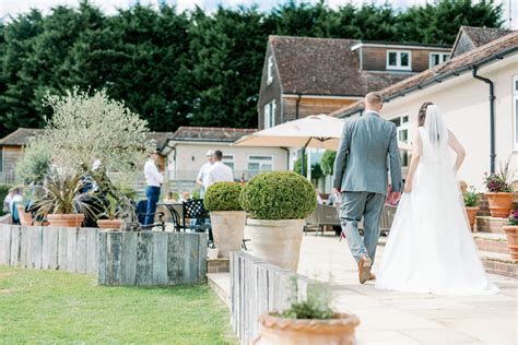Brookfield Barn in Horsham Wedding | Sussex Photographer - Kelsie ...