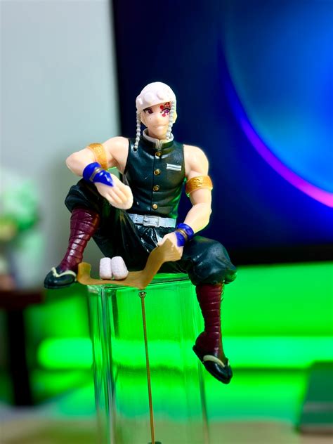 Tengen Uzui Sitting Figure - 16cm Demon Slayer Sound Hashira Collectib ...