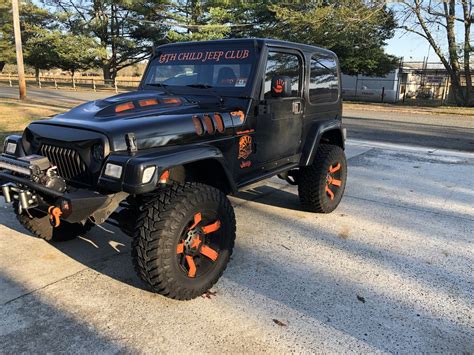 Rock Hard 4X4 Rocker Sliders with Tubing for 97-06 Jeep Wrangler TJ | Quadratec