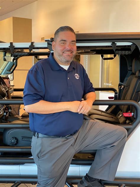 Jim Click Jeep Staff - Tucson Jeep, Wagoneer dealer in Tucson AZ - New and Used Jeep, Wagoneer ...