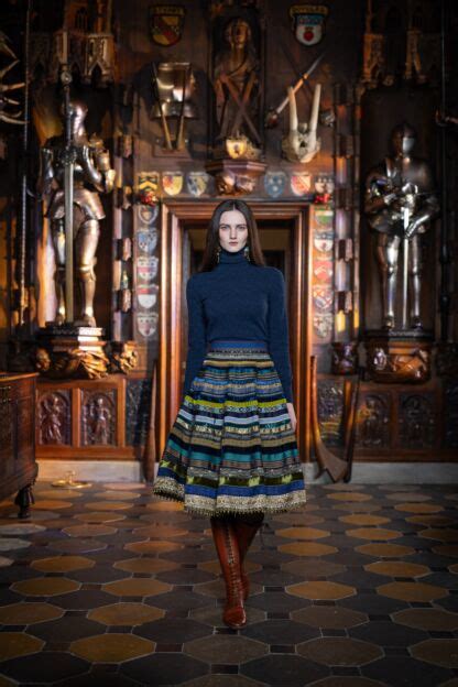 Kleider, Röcke, Blusen von Lena Hoschek