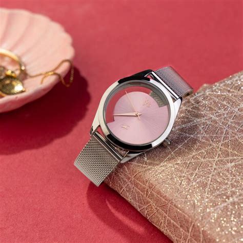 Buy Online Fastrack Vyb Runway Quartz Analog Silver Dial Stainless ...