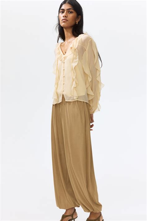 Women's Beige Flounced chiffon blouse | H&M IN