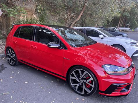 Volkswagen Golf GTI 40th Anniversary - Luxecarsales