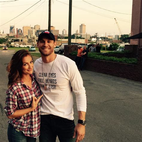 Country Singer Chase Rice Posts Epic Photo With Minka Kelly – Laguna ...