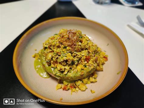 Drop By This Stunning Cafe For Their Appetizing Food & Drinks! | LBB