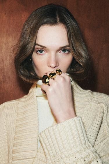 PACK OF 2 GEOMETRIC SHAPED RINGS - Golden | ZARA India