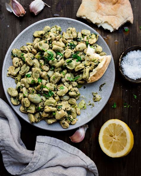 Lemony Fava Beans with Garlic and Cilantro — Omayah Cooks // Syrian ...