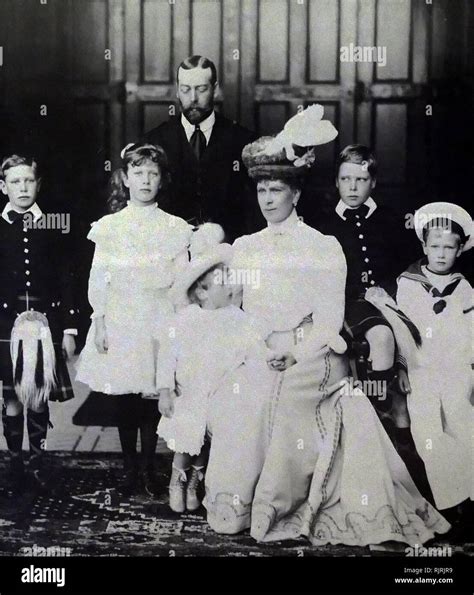 Left to right: British Royal family, Albert, (Future King George VI ...