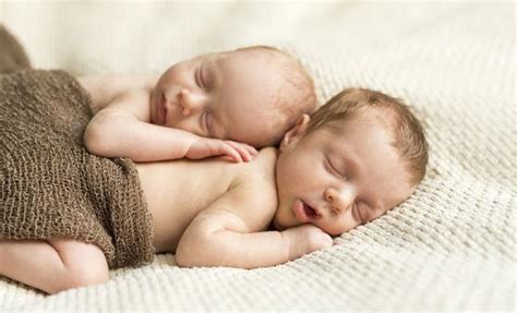 给双胞胎宝宝带怡字起名字大全集,双胞胎宝宝起名字