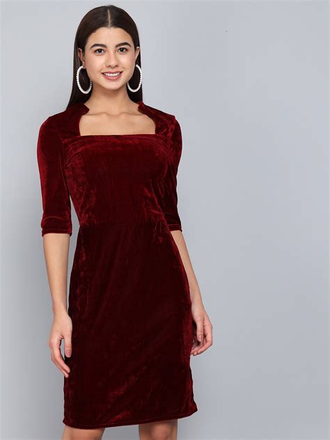 Buy VAARARO Velvet Sheath Dress - Dresses for Women 20035356 | Myntra