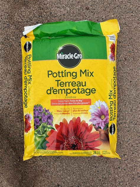 Miracle Grow Potting Soil Large Bag at Rebecca Patrick blog