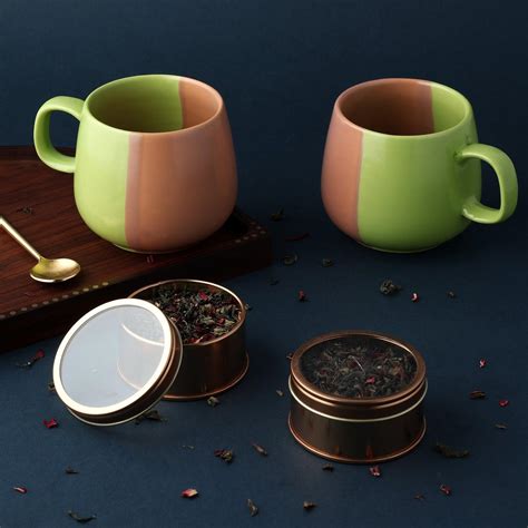 Tea Cups with Hibiscus Mint Green Teas (40 gms) Gift Set – Eyaas