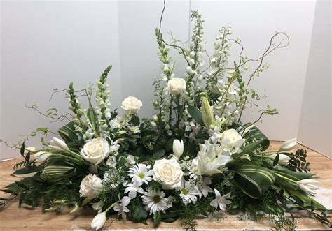 Elegant White Wreath for Cremation Urn