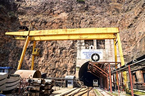 Telangana tunnel collapse: Experts from GSI, NGRI roped in to assess ...