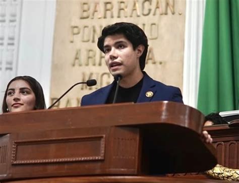 Edson Andrade dejó México y revela que demandará a Luisa Alcalde y ...