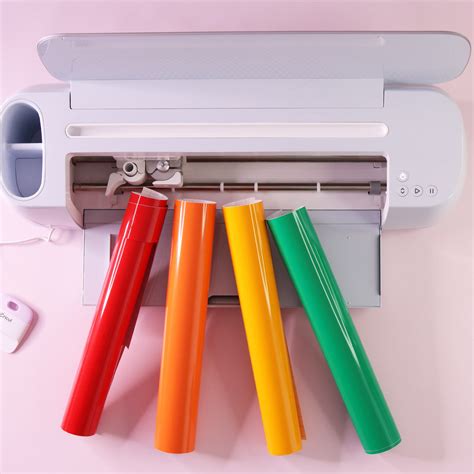 Cutting Vinyl with a Cricut - Step by Step for Beginners | TREASURIE