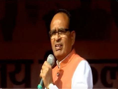 Shivraj Singh Chouhan says law and order in shambles in Jharkhand, puts ...
