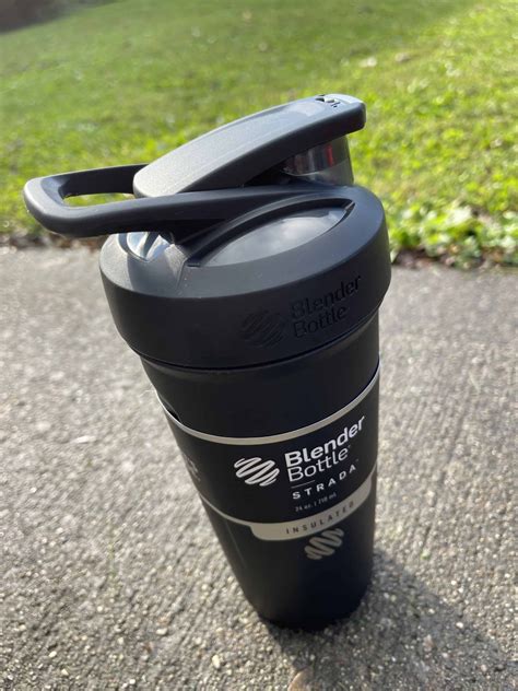Strada Insulated Stainless Steel Blender Bottle - The Perfect Daily Cup