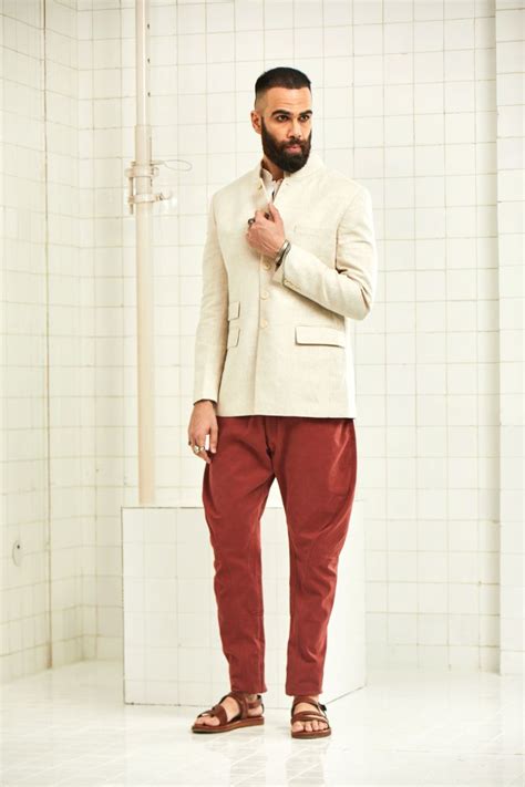 Buy - Pratap Black Chirota textured sherwani with Jaal design | Elan Store