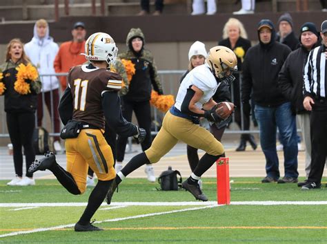Fourth quarter comeback lifts JCU above Baldwin Wallace in football’s ...