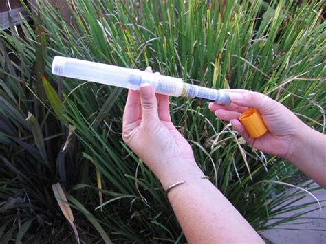 Using EpiPen 的图像结果