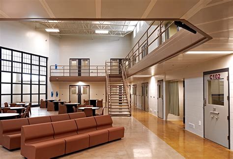 TowerPinkster + Midland County Jail