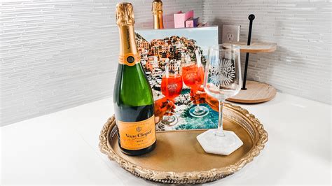 Shelby Parks - APEROL SPRITZ