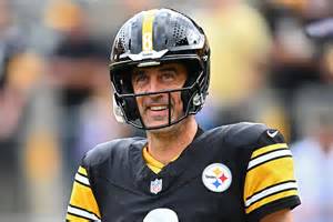 'Odds are increasing' for Aaron Rodgers return to Steelers, per report