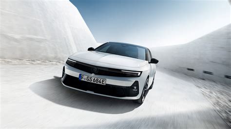 Opel Astra GSe 4K Ultra HD Wallpaper