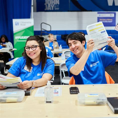 More Than 300 Green Card Holders Get Free Legal Assistance at CUNY’s ...