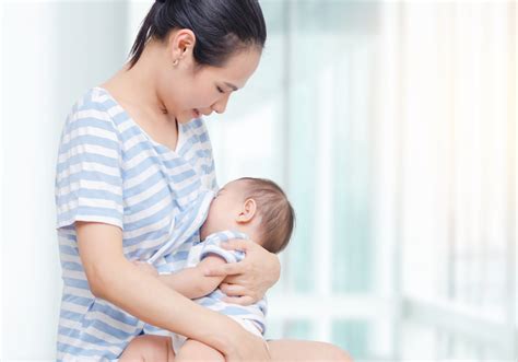 哺喂母乳时如何保持健康 | 草根影響力新視野