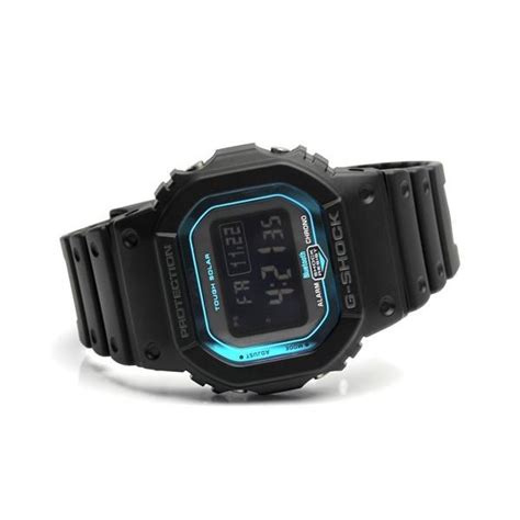 B5600 2dr on sale