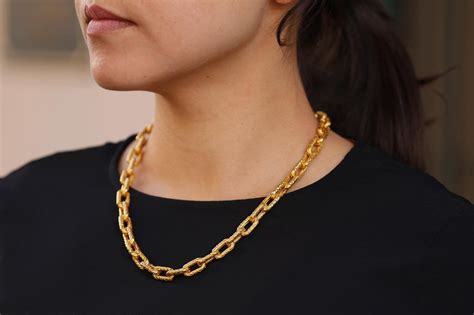 Vintage Heavy 24K Yellow Gold Engraved Chain Link Necklace For Sale at ...