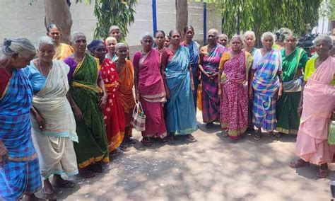 Basic facilities should be provided to Tippapatti Labor Colony ...